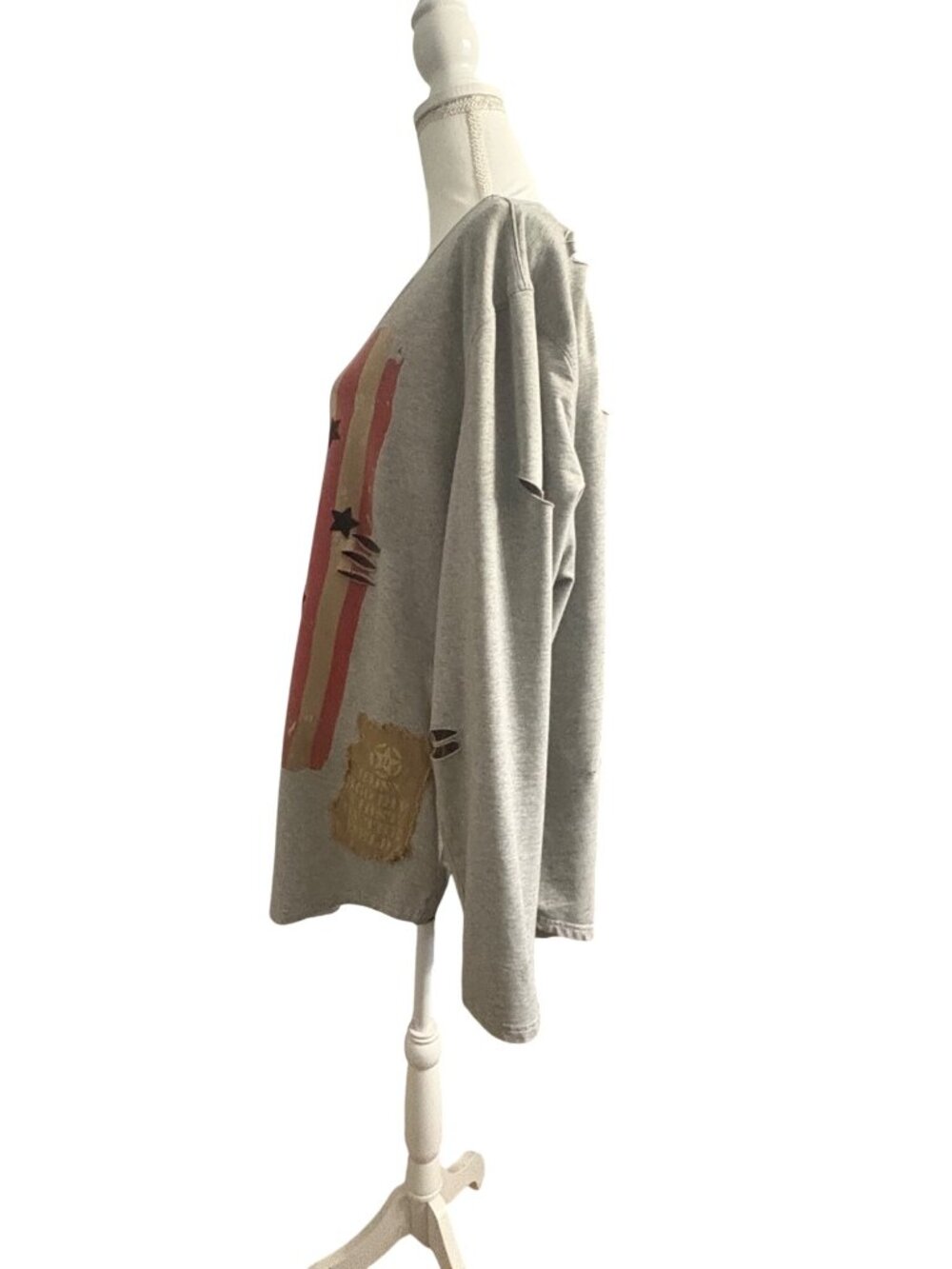 Distressed American Flag Graphic LongSleeve Gray Sweatshirt Hudson Outerwear 3X - Picture 2 of 15
